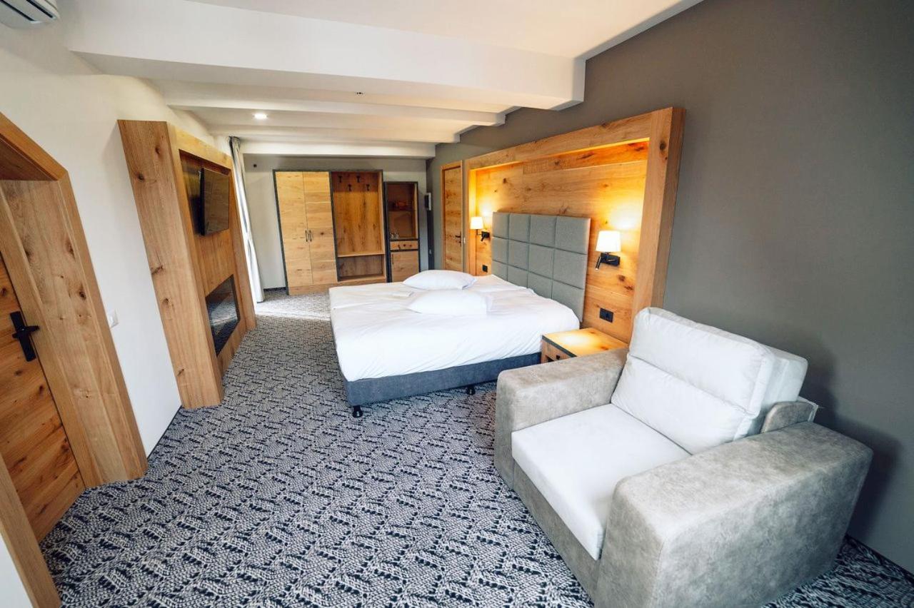 Popasul Domnesc- Resort& Spa- Voronet Vue מראה חיצוני תמונה