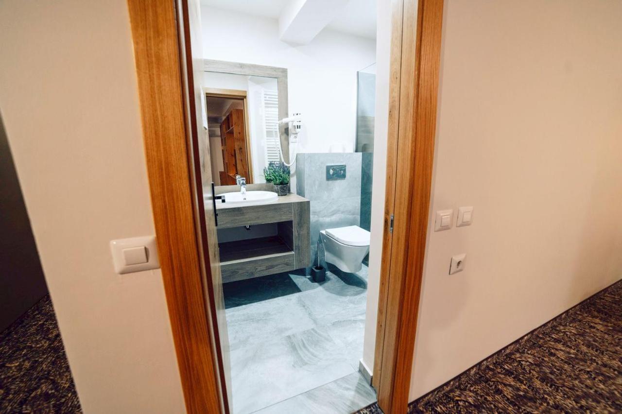 Popasul Domnesc- Resort& Spa- Voronet Vue מראה חיצוני תמונה