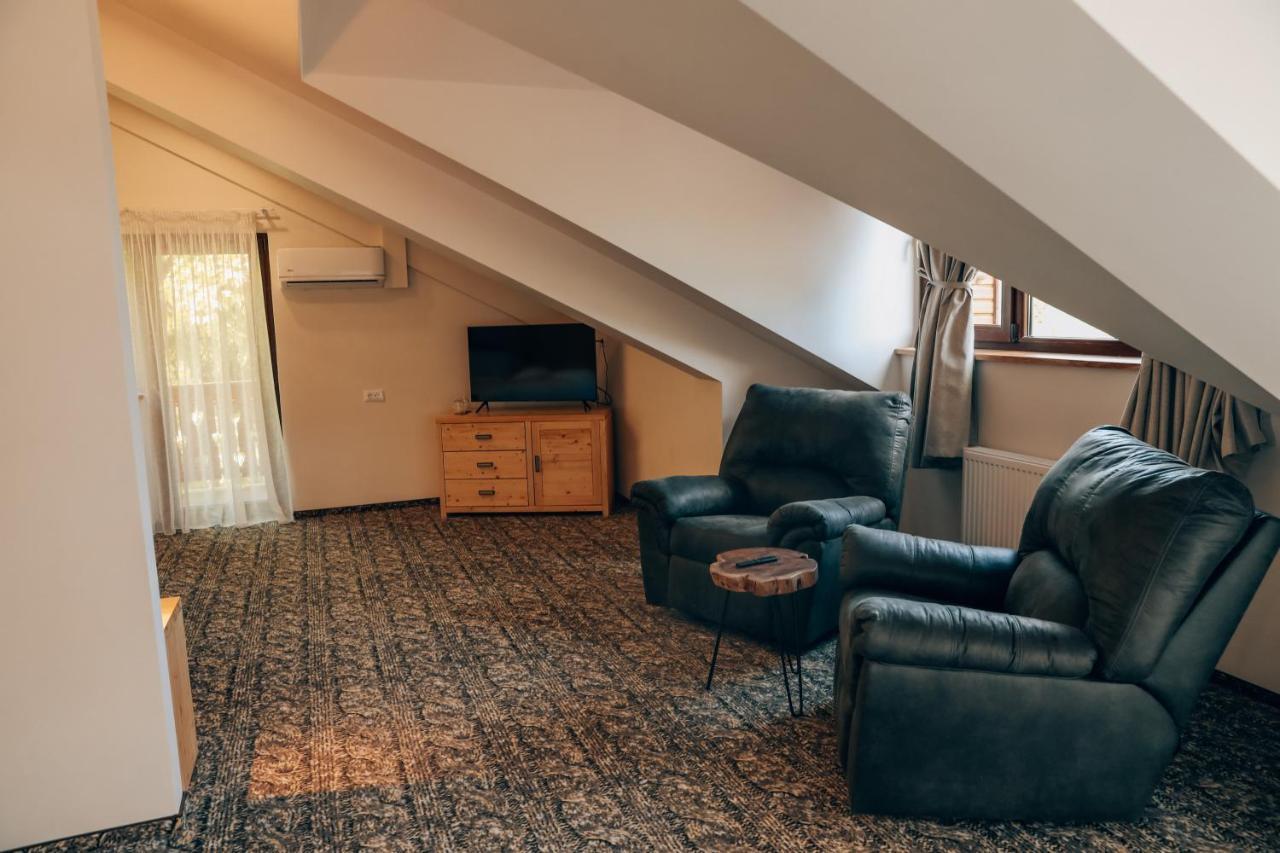 Popasul Domnesc- Resort& Spa- Voronet Vue מראה חיצוני תמונה